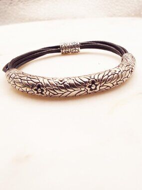 SAFARI AFRICA AUTHENTIC ELEPHANT HAIR STERLING ETCHED FLORAL DESIGN BRACELET L